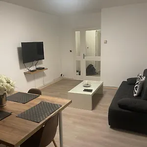 Superbe Spacieux Avec Parking Et Jardin Privé Wattignies